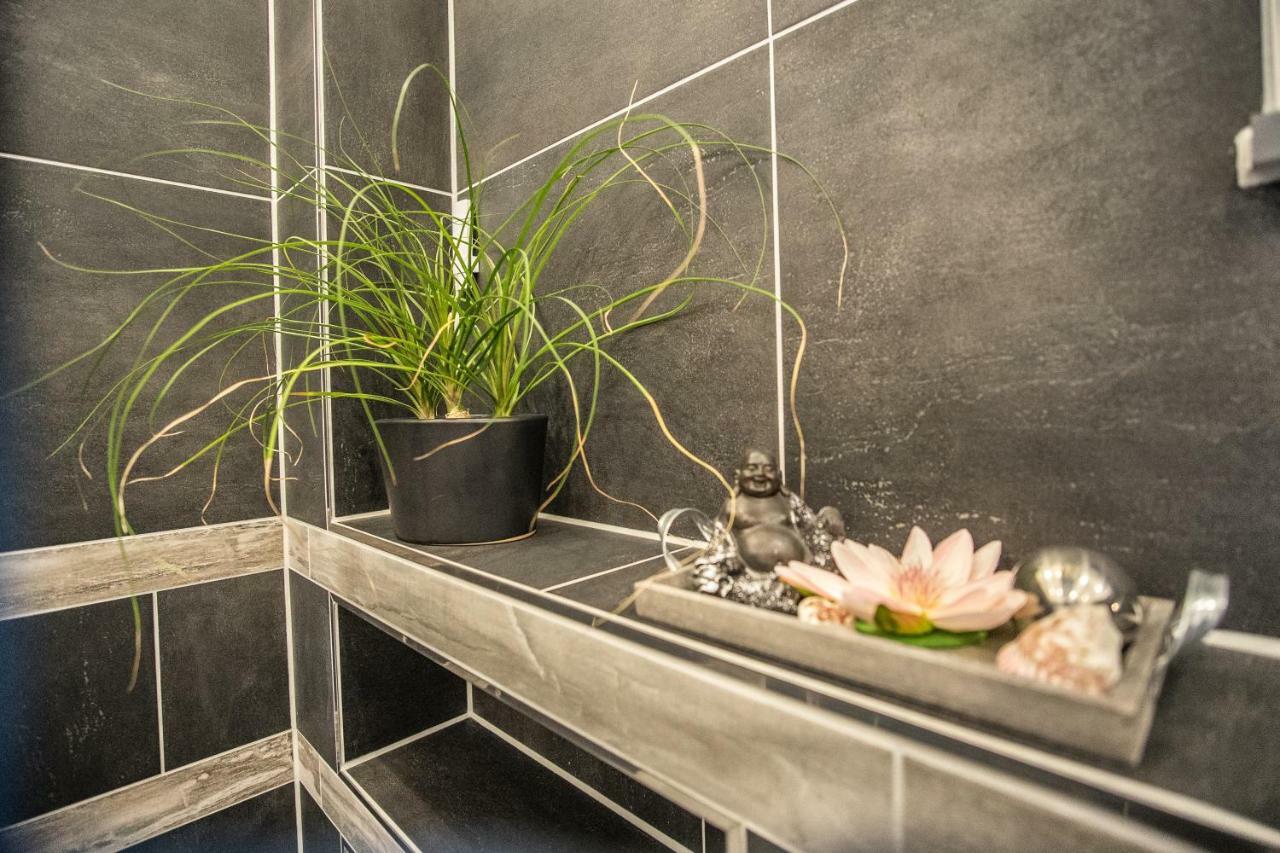 Bodensee-Fewo Modernes & Top-Ausgestattetes Appartement Incl Netflix, Fahrradgarage Ульдінген-Мюльгофен Екстер'єр фото